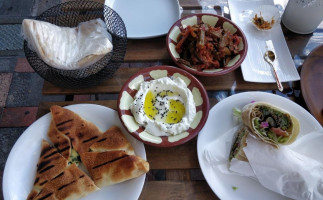 Balila Lebanese Cuisine Cafe food