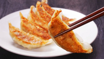 551péng Lái Cǎo Jīn Jìn Zhí Diàn food
