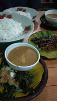 Lesehane Mbah Pine food