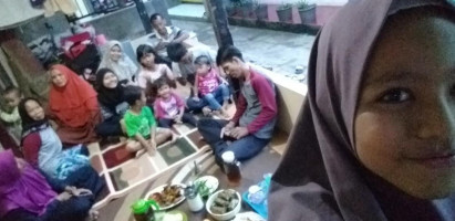 Ayam Penyet Ju-pe Jujur Pedesnya Akasia Pamulang food