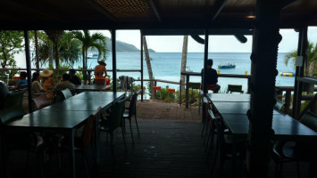 Foxy's Fitzroy Island food