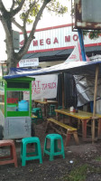 Kuliner Sukabumi, Kupat Sayur Kang Ali inside