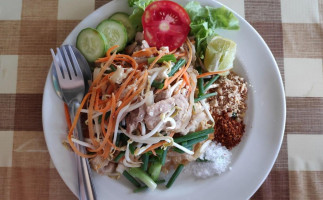 M Thai Food food