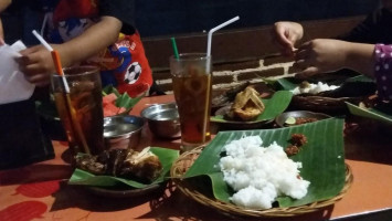 Waroeng Spesial Sambal Ss Solo food