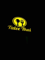Ta Lee Thai outside