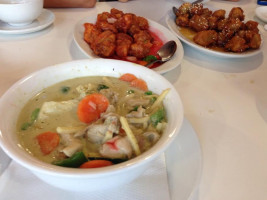 New Shanghai Restaurant & Takeaway food