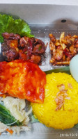 Warung Mak Roh food