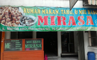 Rumah Makan Dan Baso Mirasa food