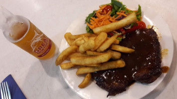 Point Lookout Bowls Club food