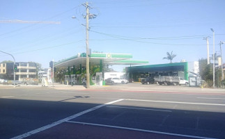 Bp Truckstop outside