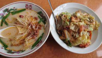 Lóng Fú Jiǎo Zi Wū food