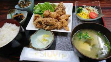 Jū Jiǔ Wū Sōng Xuě food