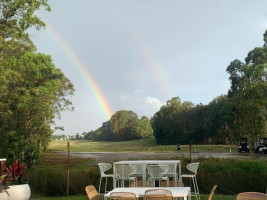 Pelican Waters Golf Club outside