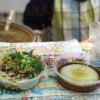 Hǎo Yòu Lái Suān Là Fěn Jiě Fàng Bēi Diàn food