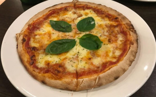 Santini Pizza e Cucina food