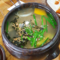 오가리수제비칼국수 food