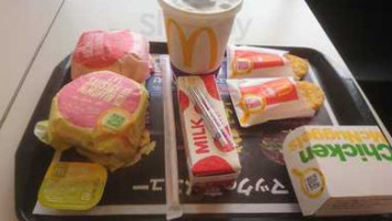 マクドナルド Bā Cháo Yì Qián Diàn food