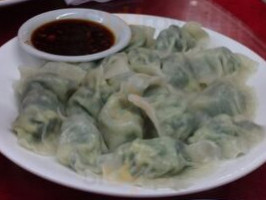Xīn Yuán Gé Dōng Běi Cài Guǎn food