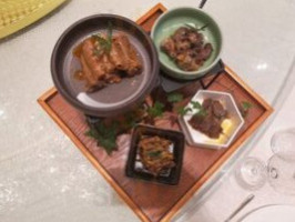 Yí Dōu Fǔ Zhōng Cān Tīng food
