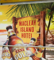 Macleay Island -pub Paradise food