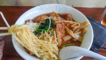 Guān Dōng ラーメン food