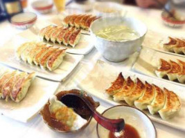 ひろしの Jiǎo Zi Tíng food