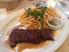 Brasserie Amicale food