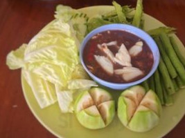 ถาวร ซีฟูดส์ food