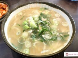 일산칼국수 food