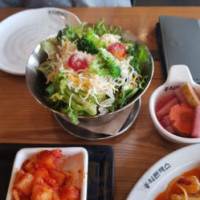 홍익돈까스 food