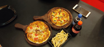 Mr.pizza Nagari food