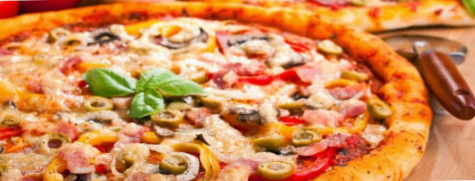Olives Pizza Pasta Ribs food