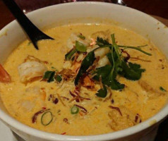 Raya Thai Restaurant food