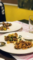 Mezzaluna Chinese food