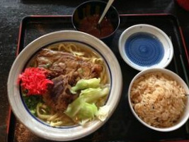 Shǒu Lǐ そばと Chōng Shéng Liào Lǐ food