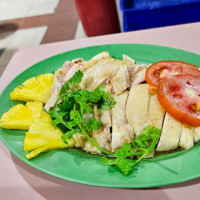 Xing Yun Hainanese Boneless Chicken Rice food