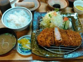 Zhuāng Nèi Xiān Tái Běn Diàn food