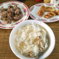 Qī Dǔ Chòu Guǒ Zǐ Tāng food