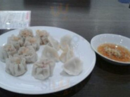 ワールドビュッフェ Shàng Yuè Diàn food