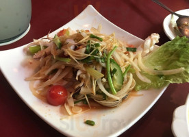 Kaluwa Tài Shì Yīn Lè Cān Tīng food