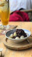 Wú Gǔ Chá Liáng Jiǔ Fèn Diàn food