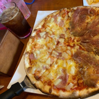 搖滾披薩 Pizza Rock 精誠店 food