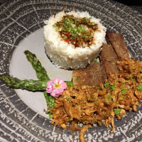 Méi Mén Shí Jiàn Táng food