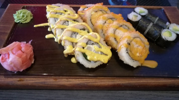 Sushi Plaza food