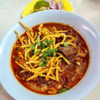 Khao Soi Lung Prakit Kad Kom food