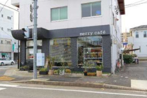 Merry Cafe outside