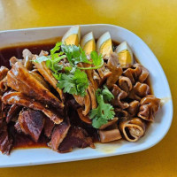 Boon Tong Kee Kway Chap‧braised Duck inside