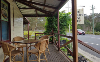 Kangaroo Valley Pie Shop inside