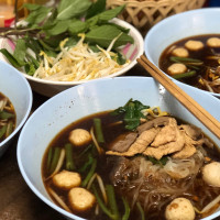 Chen Loong Boat Noodle food