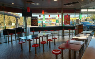 Hungry Jack's Burgers Caloundra inside